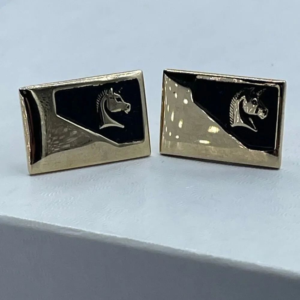 Vintage unicorn gold tone black rectangle cufflinks!